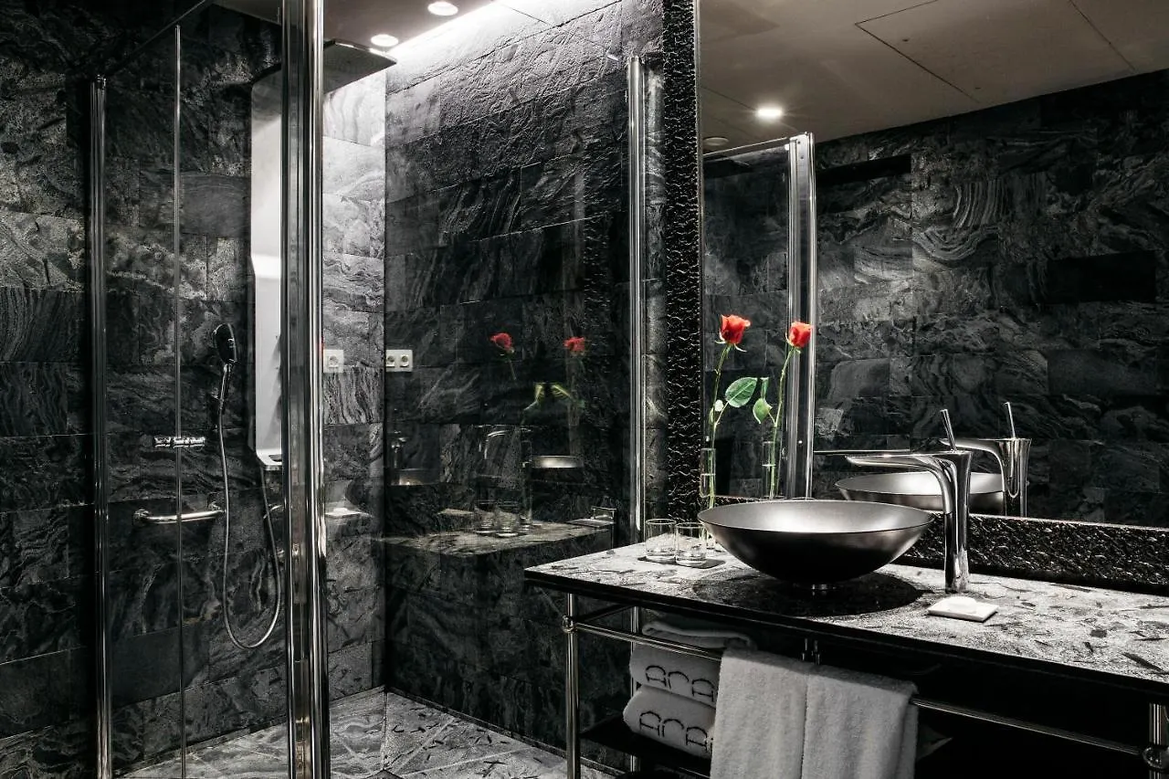 **** Hotel Aparthotel Arai 4* Superior Barcelona Hiszpania