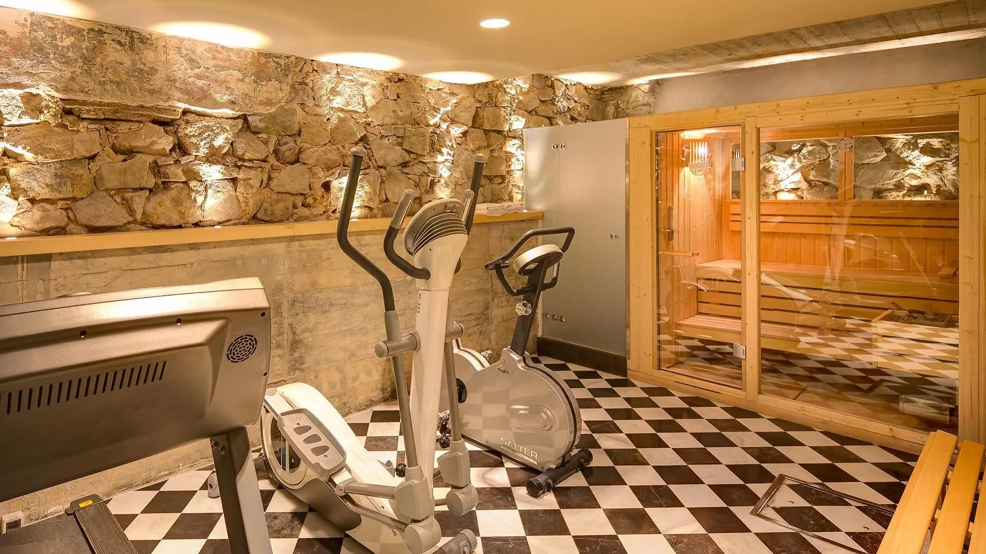 **** Hotel Aparthotel Arai 4* Superior Barcelona Hiszpania
